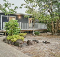 Currimundi Beach House - 1min to Currimundi Lake  Beach - Accommodation Brisbane