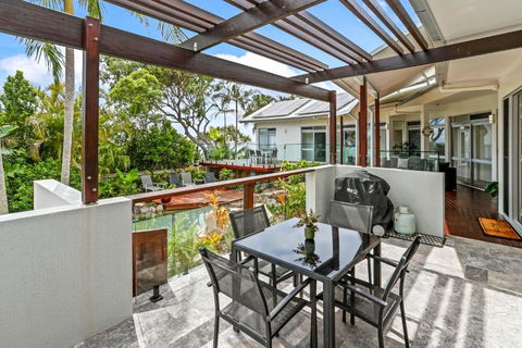 A Tropical Family Oasis In Sunshine Beach - Accommodation Brisbane 3