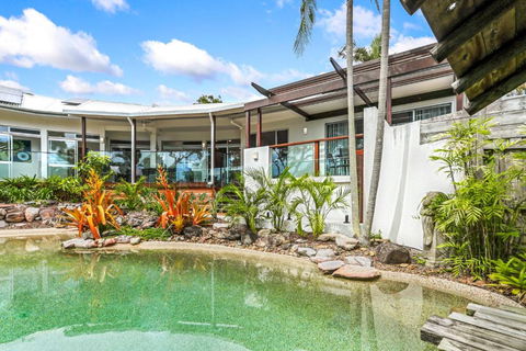 A Tropical Family Oasis In Sunshine Beach - Accommodation Brisbane 1
