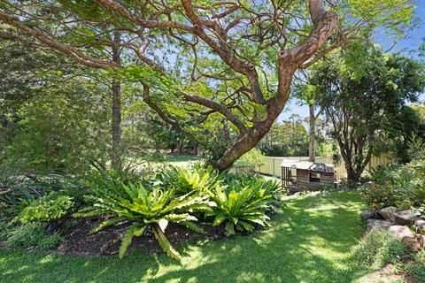 A Charming Queenslander - Accommodation Brisbane 1
