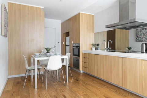 A Cozy 2BR Apt Near Southern Cross FREE Parking - Accommodation Brisbane 0