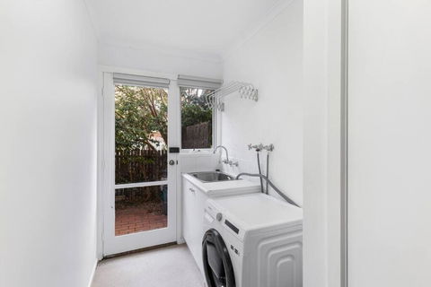 A Home Away From Home In Geelong - Accommodation Brisbane 2