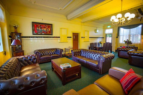 Abernethy House - Accommodation Brisbane 1