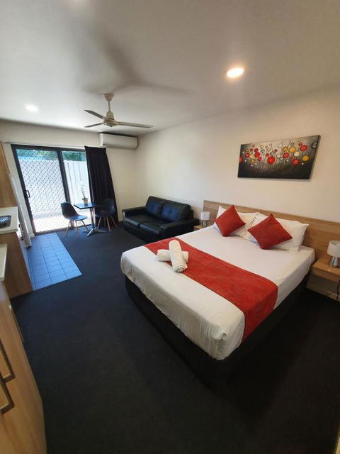Abode37 Motel Emerald - Accommodation Brisbane 0