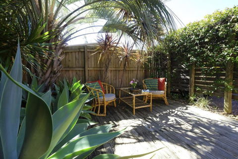 Acacia - Accommodation Brisbane 0