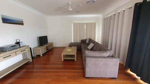 Adacos 19 On Sturt - Bring Your Own Linen - Accommodation Brisbane 3