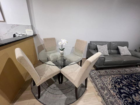 ADELAIDE CBD APARTMENT - 3BR, 2BATH & CARPARK - Accommodation Brisbane 4