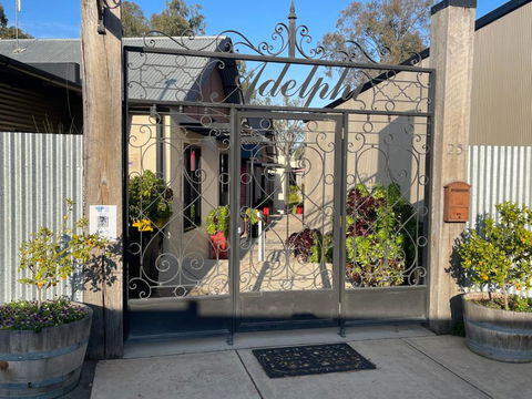 Adelphi Apartments 1 Or 1A - Accommodation Brisbane 1