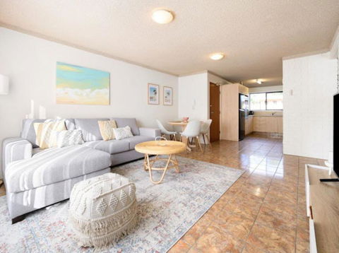 Affordable Relaxing GC Getaway - Accommodation Brisbane 0