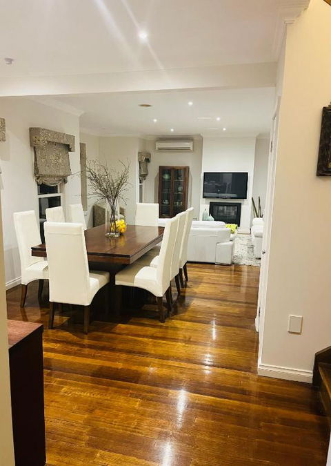A Beautiful Home - Accommodation Brisbane 0