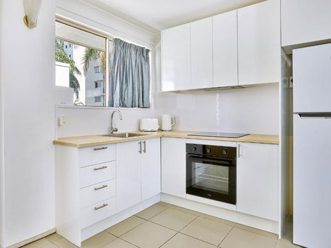 Affordable Accommodation In The Heart Of Surfers Paradise - Accommodation Brisbane 4