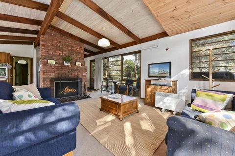 Aireys 15 - Accommodation Brisbane 1