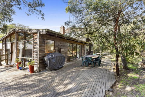 Aireys 15 - Accommodation Brisbane 2