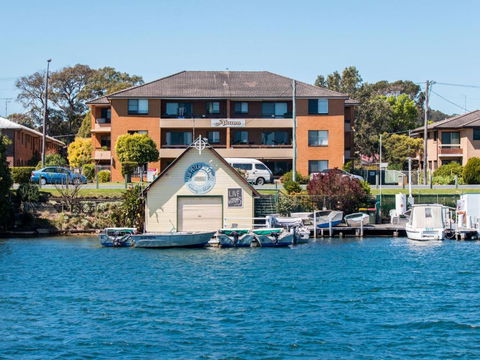 Akuna 3 Ground Floor Opposite Wallis Lake - Accommodation Brisbane 0