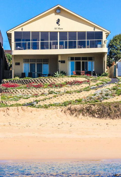 Al Mare Beachfront Retreat Award Winner - Accommodation Brisbane 4