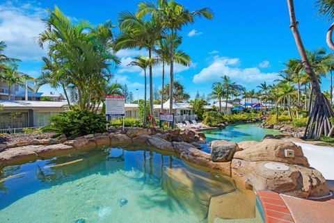 Alex Heads Beachfront Resort 2 Bedroom Apartment - Accommodation Brisbane 0