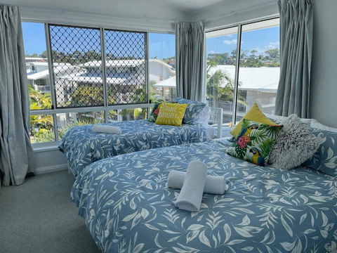Alex Heads Beachfront Resort 2 Bedroom Apartment - Accommodation Brisbane 2