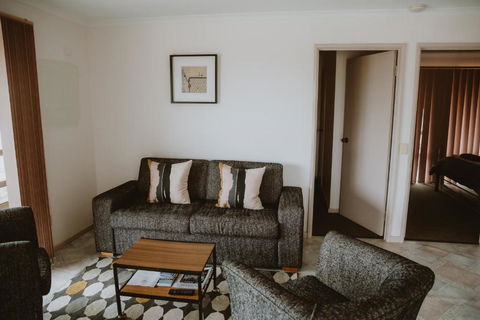 Alkoomi Chalets - Accommodation Brisbane 2