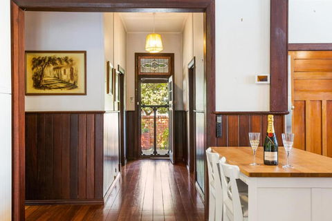 All Decked Out, Fremantle - Accommodation Brisbane 0
