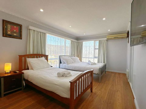 All-Seasons Comfort - Close To CBD & Air Port - Accommodation Brisbane 1