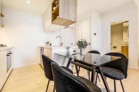 Alluring Oasis In The Heart Of South Melbourne - Accommodation Brisbane 2