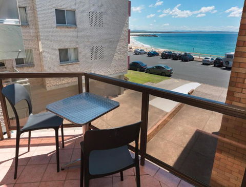 Aloha Beachside - Accommodation Brisbane 1
