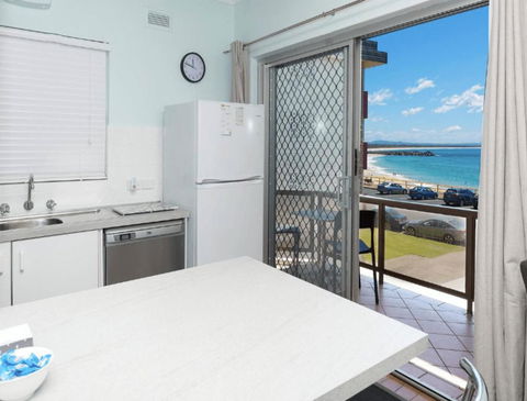 Aloha Beachside - Accommodation Brisbane 0