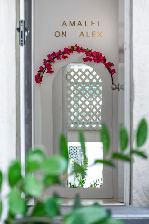 Amalfi On Alex: Seaside 2 Bedroom Retreat - Accommodation Brisbane 4