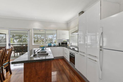 Amalfi - Accommodation Brisbane 3