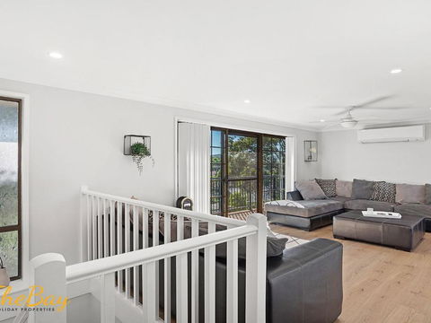 Amaroo Cres No 20 Fingal Bay Holiday Home - Accommodation Brisbane 0