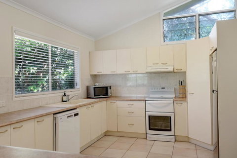 Amaroo House - Accommodation Brisbane 3