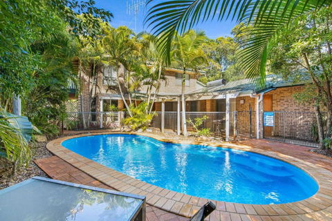 Amaroo Rainbow Shores - Accommodation Brisbane 0