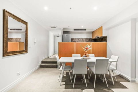 Amazing Apartment In Sydney CBD With Rooftop Pool - Accommodation Brisbane 0