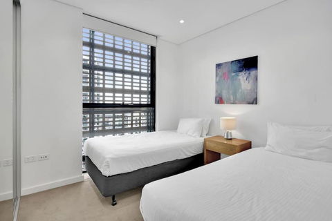 Amazing Two Bedroom St Leonards ATC62010 - Accommodation Brisbane 4