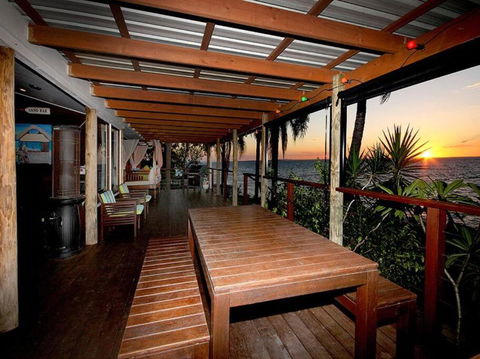 AMITY SHAWS - Accommodation Brisbane 2
