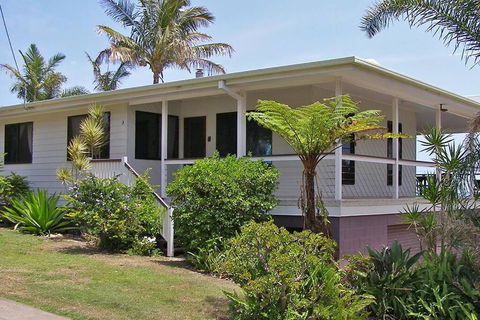 AMITY TREETOPS - Accommodation Brisbane 3