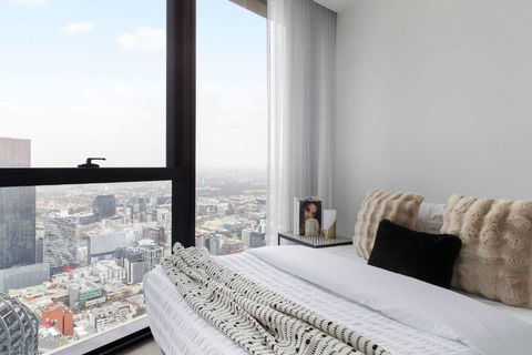 An Astonishing 3BR Apt At Sapphire By The Gardens - Accommodation Brisbane 4