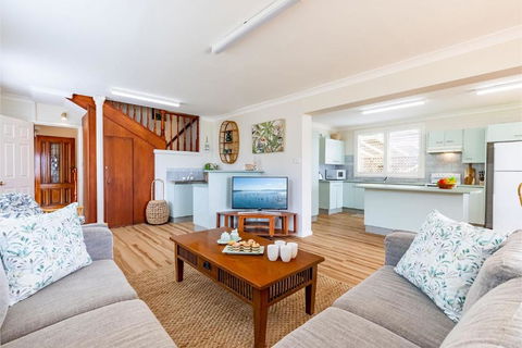 Anchored At Fingal Bay 80 Marine Drive - Accommodation Brisbane 2
