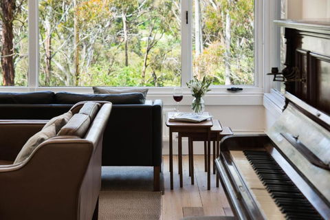 Annecy House - Accommodation Brisbane 0