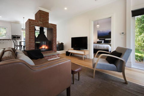 Annecy House - Accommodation Brisbane 3