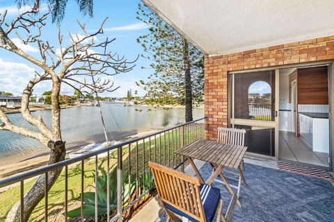 Anjuna, 2 Bedroom Apartment On Canal - Accommodation Brisbane 0