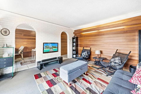 Anjuna, 2 Bedroom Apartment On Canal - Accommodation Brisbane 3