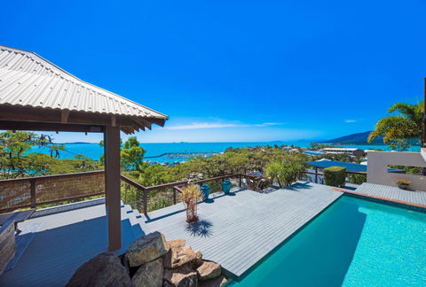 Airlie Beach Seaviews - Accommodation Brisbane 3