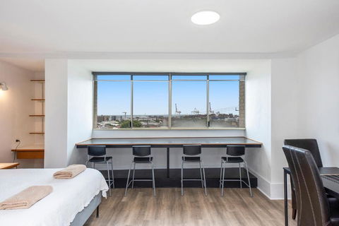Apartment 201 - Fremantle Studio Apartment With Ocean And Harbour Views - Accommodation Brisbane 1