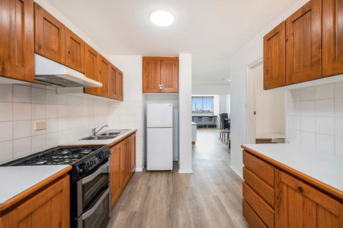 Apartment 201 - Fremantle Studio Apartment With Ocean And Harbour Views - Accommodation Brisbane 2