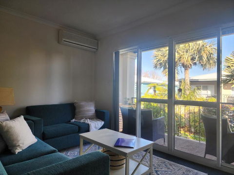 Apartment In Apollo Quays Resort With Shared Jetty - Accommodation Brisbane 4