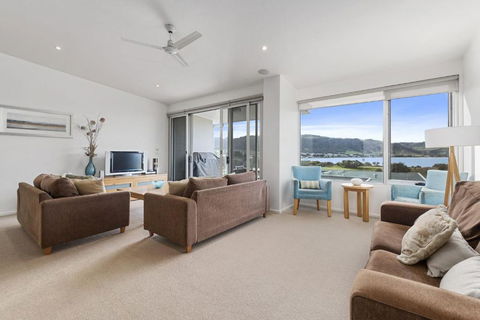 Apollo Blue 12 - Accommodation Brisbane 4