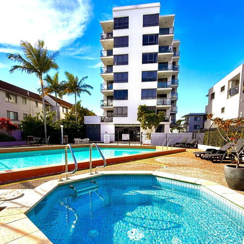 Aqualine Apartments On The Broadwater - Accommodation Brisbane 0