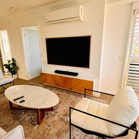 Aqualine Apartments On The Broadwater - Accommodation Brisbane 1