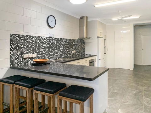 Arcadia Beach Unit 3 - Accommodation Brisbane 4